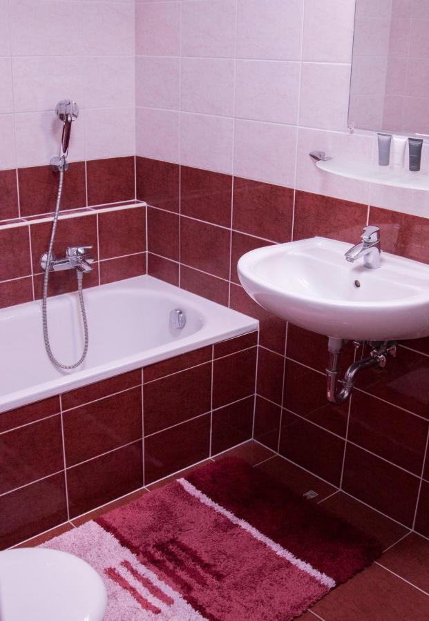 Keleti Aparthotel ブダペスト エクステリア 写真